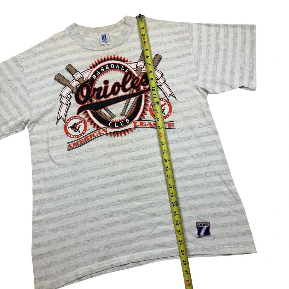 Vintage 90's Baltimore Orioles Graphic T-Shirt Logo 7 Faded Made in USA Size L - Picture 8 of 14
